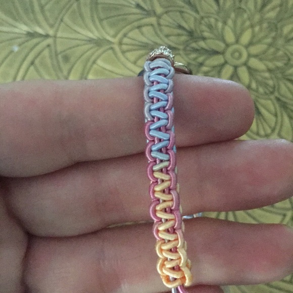 Vince Camuto Crystal Snake Macramé Bracelet NWT - Picture 4 of 5